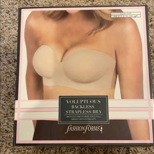 BACKLESS STRAPLESS BRA
